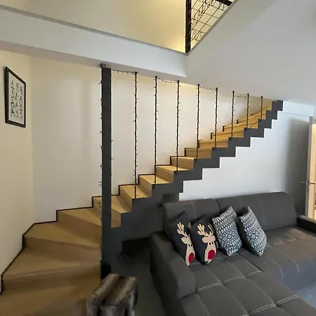 Apartment I&n